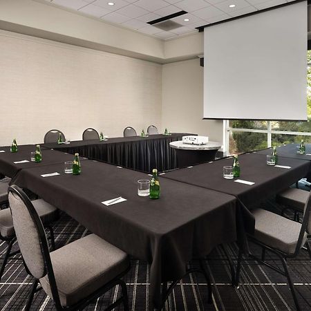 Hilton Charlotte Airport Hotel Εξωτερικό φωτογραφία