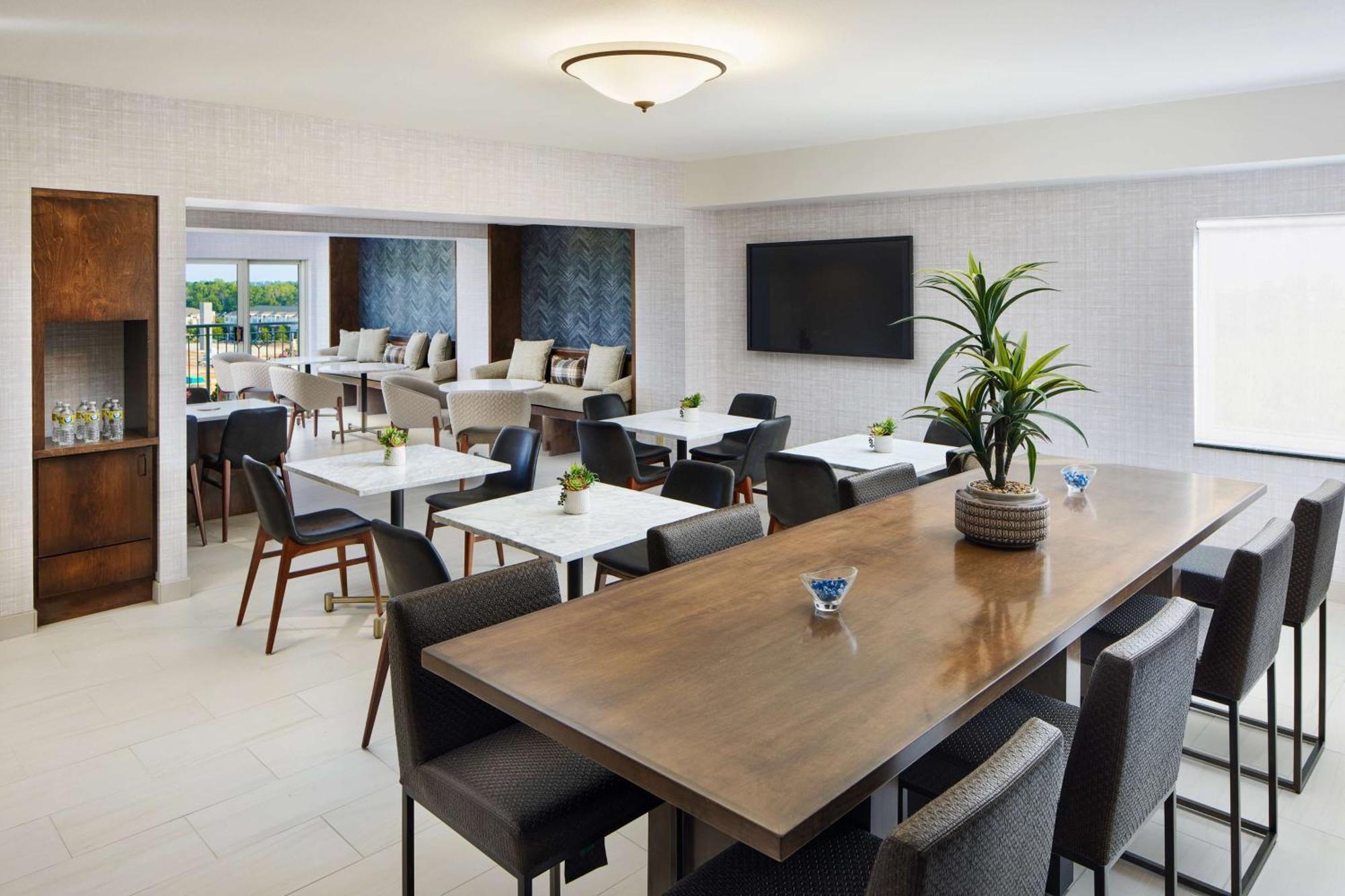 Hilton Charlotte Airport Hotel Εξωτερικό φωτογραφία