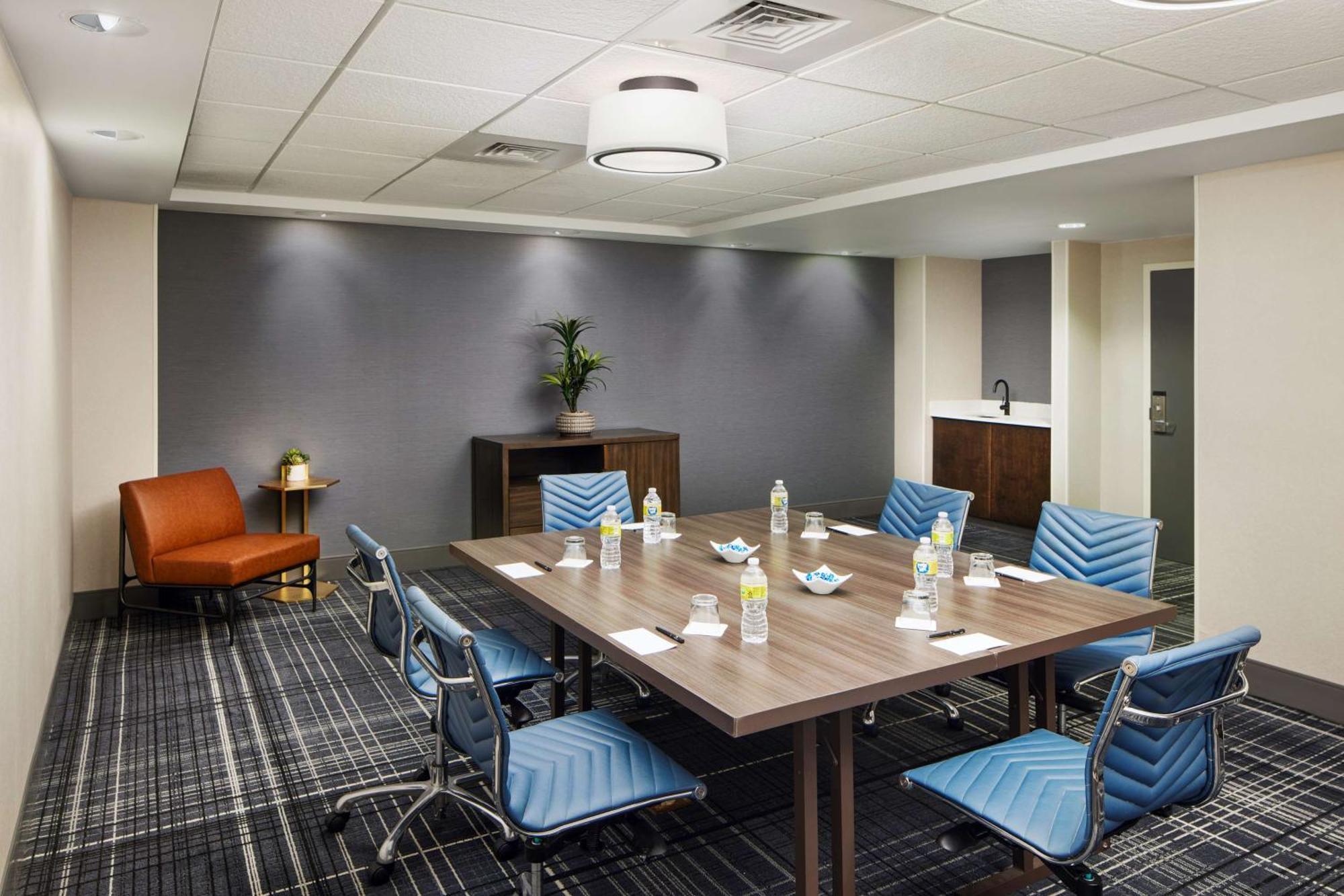 Hilton Charlotte Airport Hotel Εξωτερικό φωτογραφία