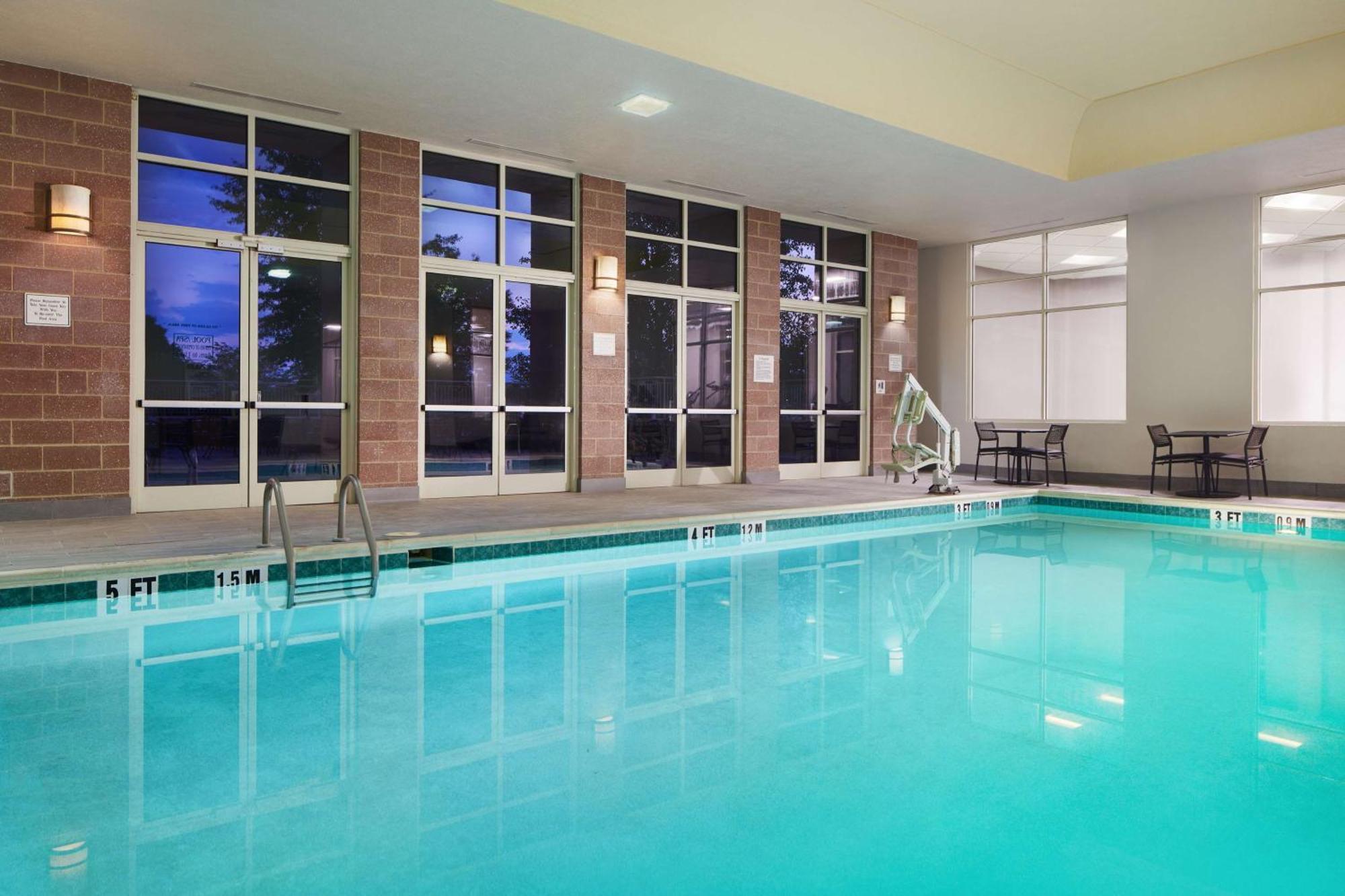 Hilton Charlotte Airport Hotel Εξωτερικό φωτογραφία